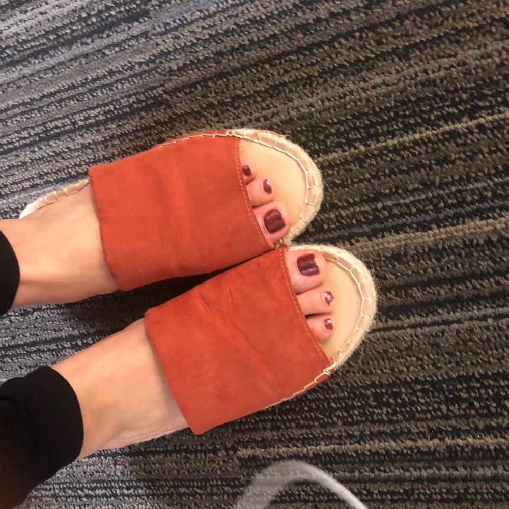 Free with 3+ bundles